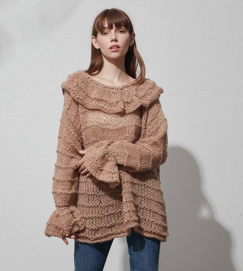 Handgestrickter Damen Pullover Mohair Top Rüschenärmel von MaxMelody