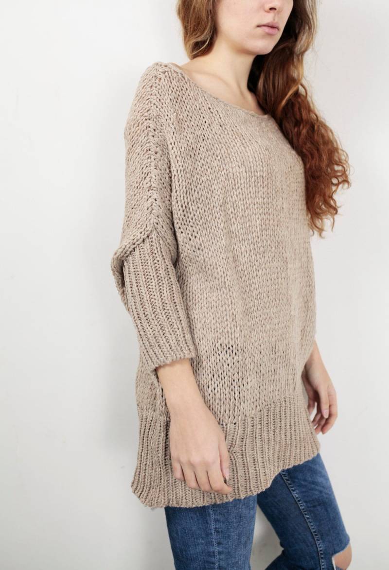 Oversized Hand Stricken Frau Pullover/Kimono Ärmel Wolle Weizen Oversized Hand Stricken Frau Pullover/Kimono Ärmel Wolle Weizen von MaxMelody