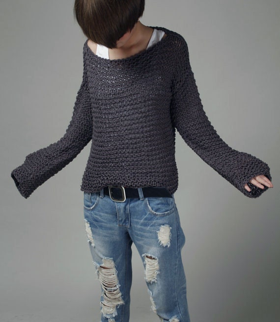 Simple Is The Best - Handgestrickter Pullover Aus Öko-Baumwolle Oversized in Der Farbe Charcoal von MaxMelody