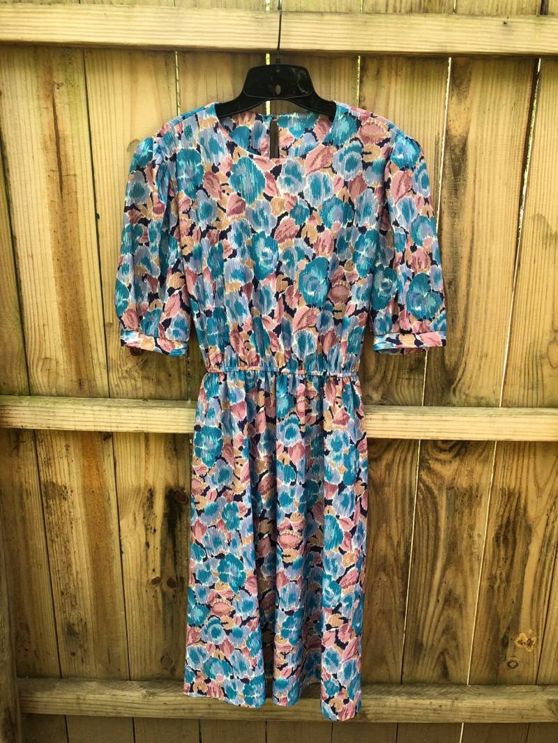 Vintage 80Er Jahre Abstact Polyester Midi Kleid Von T Fe Gr. 42 Petite von MaxiGirlShop