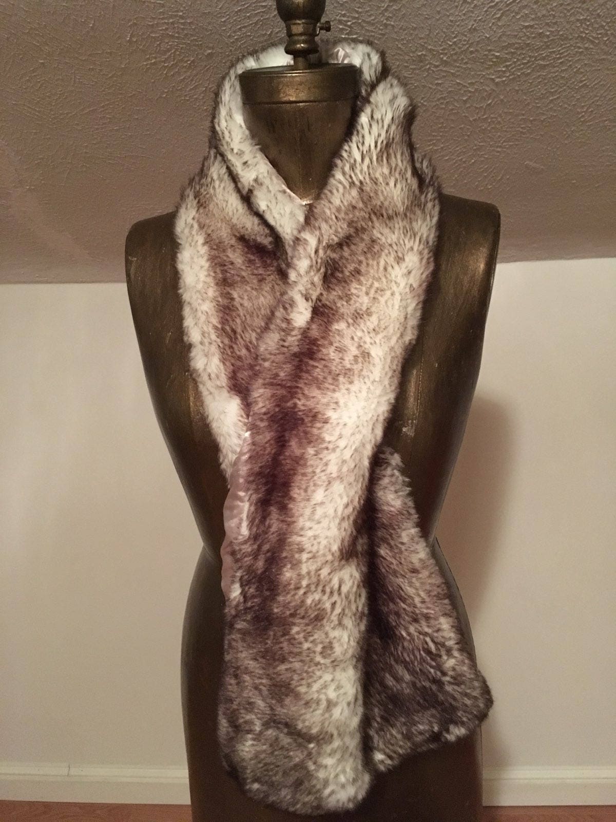 Faux Pelz Schal Faux Pelz Schal von MaxineLorenzoDesigns