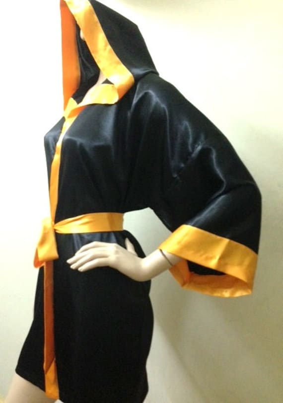 Erwachsene Boxen Seide Satin Roben Maßgeschneiderte Personalisierte Bestickte Roben, Mongorammed Männer Paar von MaySilk