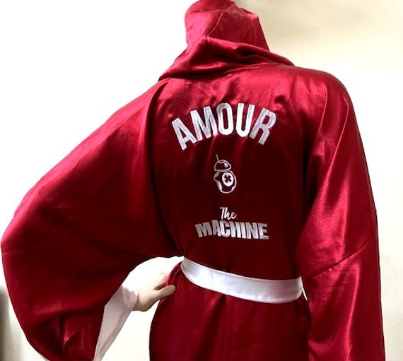 Erwachsene Boxen Seide Satin Roben Maßgeschneiderte Personalisierte Bestickte Roben, Mongorammed Männer Paar Erwachsene Boxen Seide Satin Roben Maßgeschneiderte Personalisierte Bestickte Roben, Mongorammed Männer Paar von MaySilk