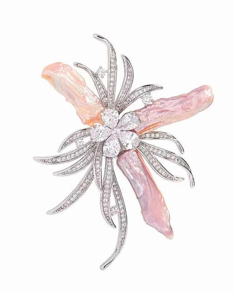 MayTree Brosche Premium "Blütenjuwel" mit Barockperlen (Stück, 1-tlg), Metallbrosche mit Zirkonia und echten Barockperlen von MayTree