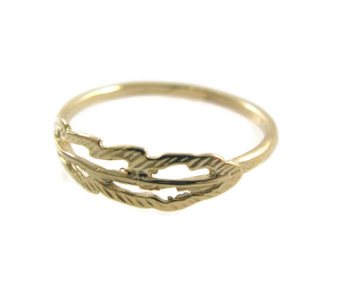 Federring. 14K Gelbgold Feder Goldring. Filigraner Ring. Zierlicher Geschenk Für Sie. Fledermaus Mitzva von MayaOr