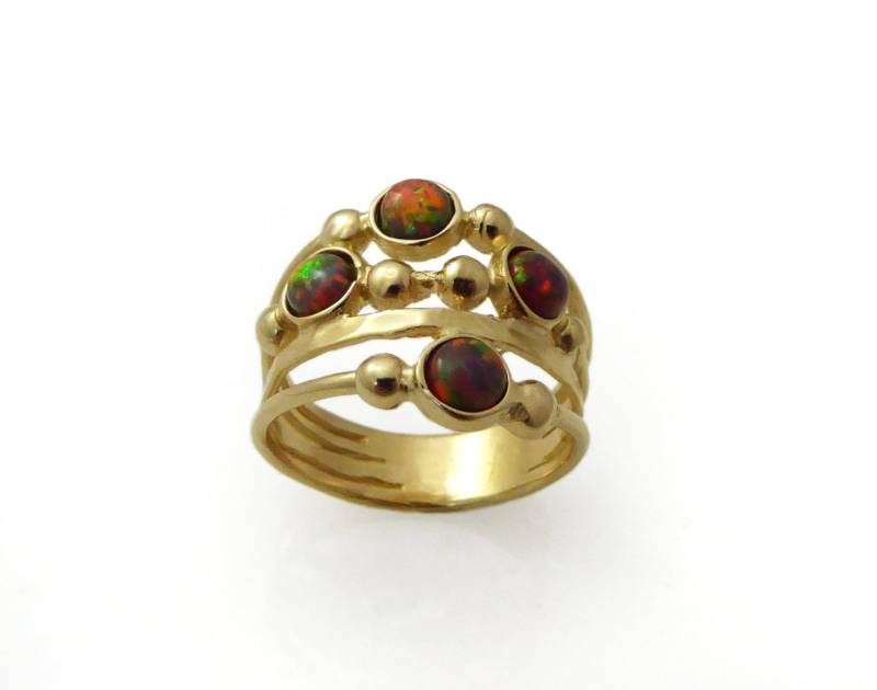 Roter Opalring Aus 14 Karat Gold. Goldring. Mit Roten Steinen. Opalring. Opal-Goldring. Breiter Ring.(Sr10019-1570 von MayaOr