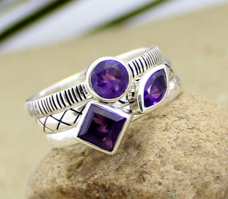 Amethyst Stacking Rings Set Massives Sterling Silber Schmuck von MayaStudio