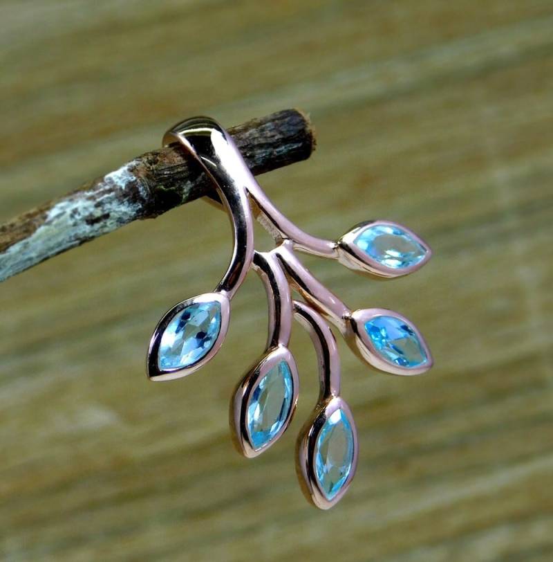 Blautopas Sterling Silber Blatt Anhänger Natur Inspirierter Edelstein Schmuck von MayaStudio