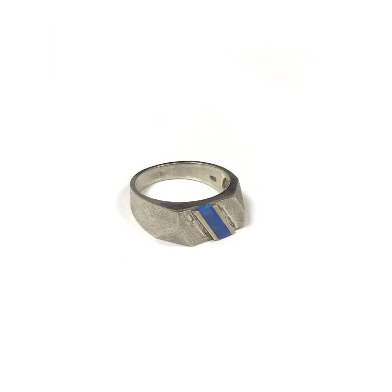 Opal Inlay Sterling Silber Ring Rustikaler Look Mit Rauer Oberfläche von Mayahblue