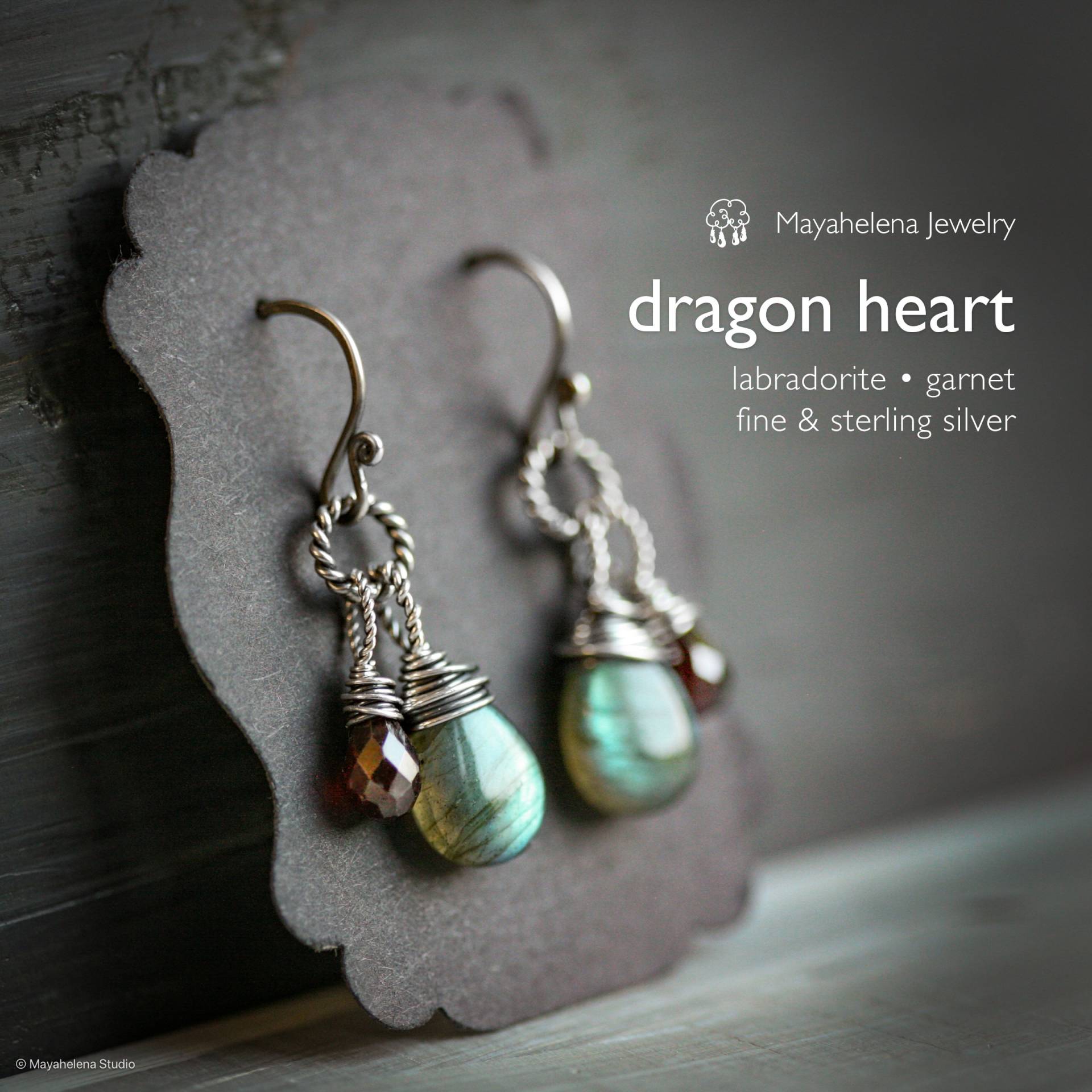 Drachenherz - Labradorit Und Granat Draht Gewickelt Sterling Silber Ohrringe Drachenherz - Labradorit Und Granat Draht Gewickelt Sterling Silber Ohrringe von Mayahelena