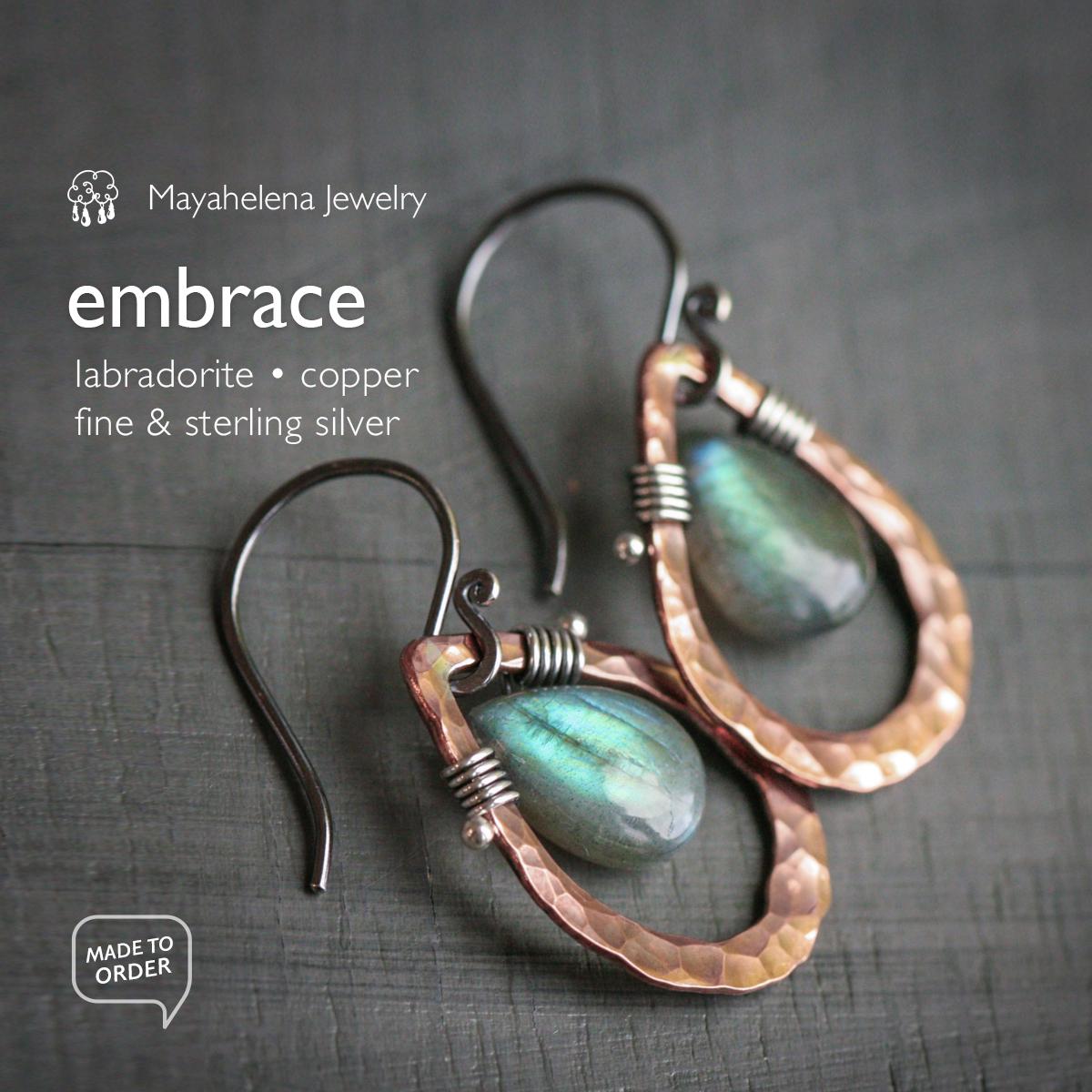 Embrace - Glatte Labradorit Brioletten Und Kupfer Sterling Silber Draht Gewickelt Ohrringe Embrace - Glatte Labradorit Brioletten Und Kupfer Sterling Silber Draht Gewickelt Ohrringe von Mayahelena