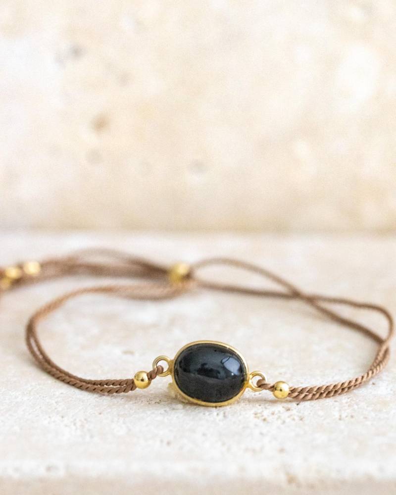 Schwarzer Diopsid Armband Seide | Dünnes Edelstein-Armband Handgemachter Black Star Schmuck von MayamBerlin