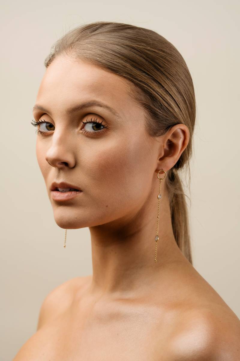 Tropfen Mondstein Ohrringe Aus 100 % Recyclingt Materialien 18Ct Gold Vermeil Tropfen Mondstein Ohrringe Aus 100 % Recyclingt Materialien 18Ct Gold Vermeil von MayariJewellery
