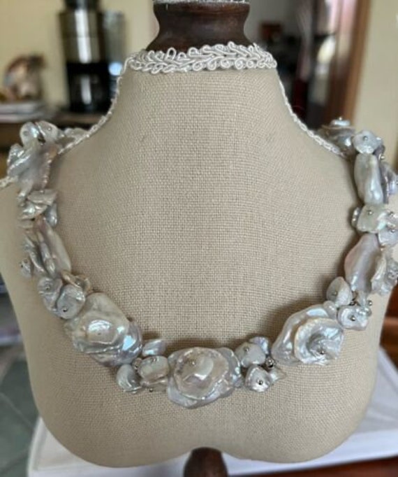 Handgefertigte Süßwasserperlen Barock Blumen Halskette Handwerk Einzigartig von MayasChicHandycraft