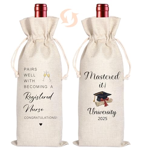 Maydvdv Passt gut zu "Becoming A Registered Nurse" Weintasche, Geschenk zum Schulabschluss, lustiges Geschenk für die Krankenschwesterwoche, Geschenk für Sie und Ihn, Klasse 2025 von Maydvdv
