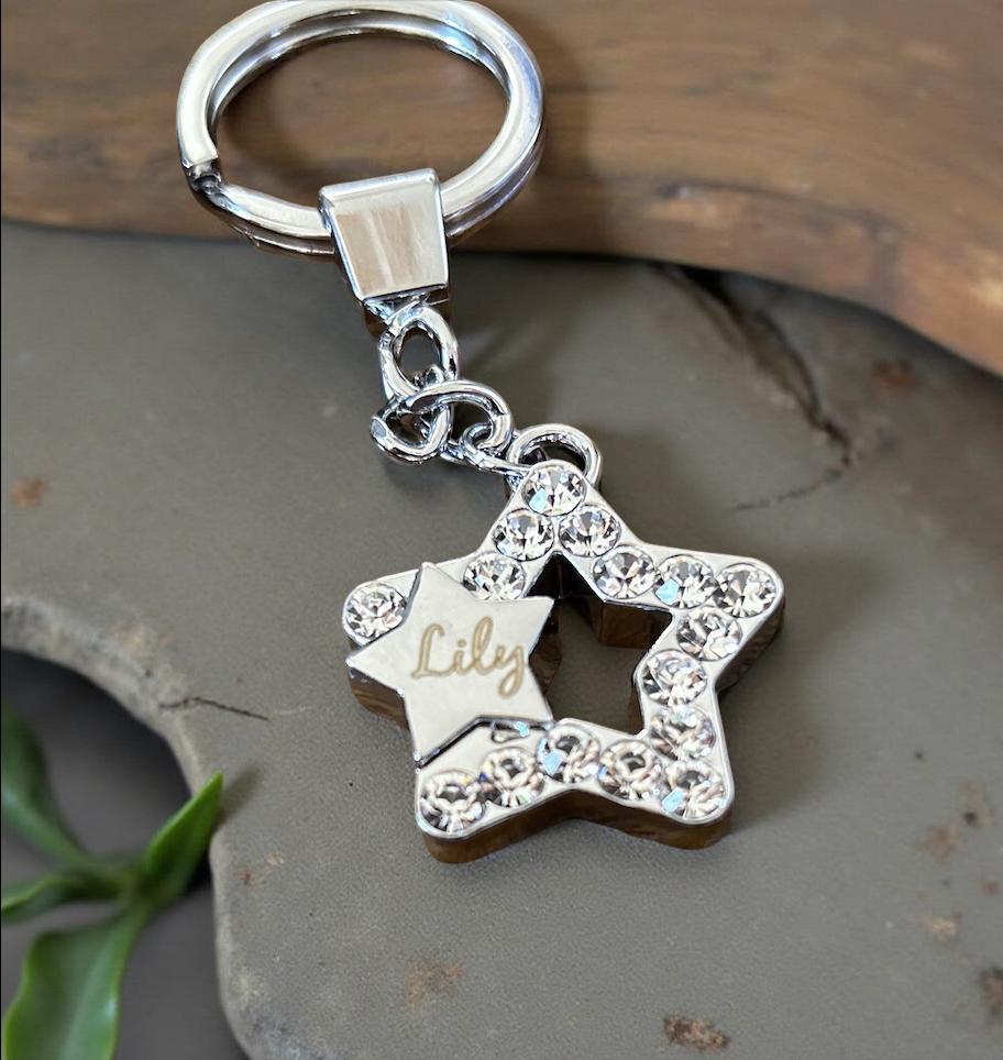 star Keychain With Rhinestones - Sparkling Gift For Women, Girlfriend & Wife, Personalized Christmas von MayeShopDE