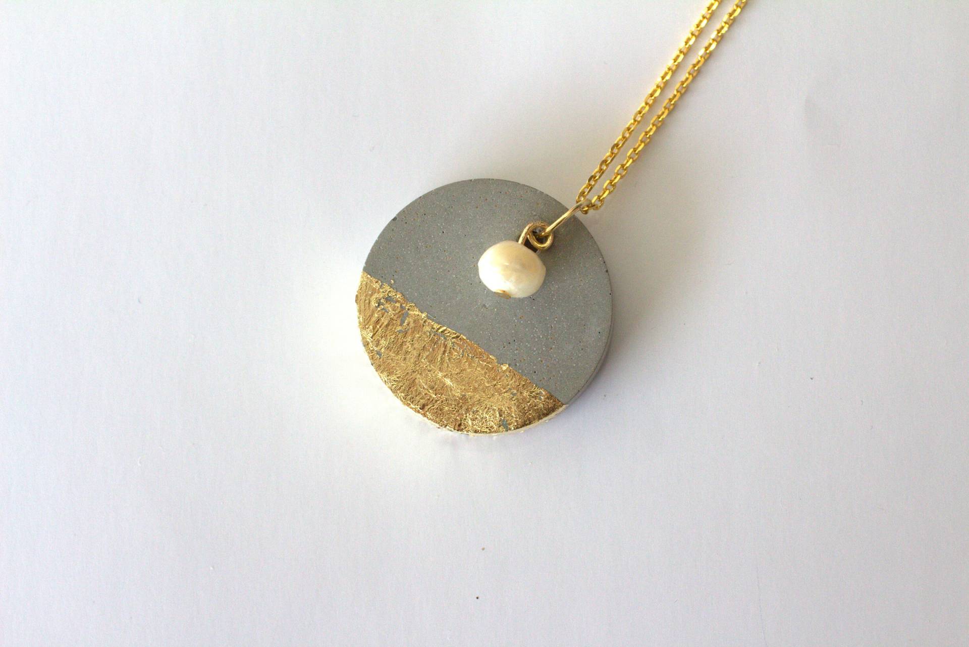 Beton, Beton Halskette Sautoir Halskette, Zement-Halskette, Grafik Minimalistisch Beton, Beton Halskette Sautoir Halskette, Zement-Halskette, Grafik Minimalistisch von MayflowerCollection