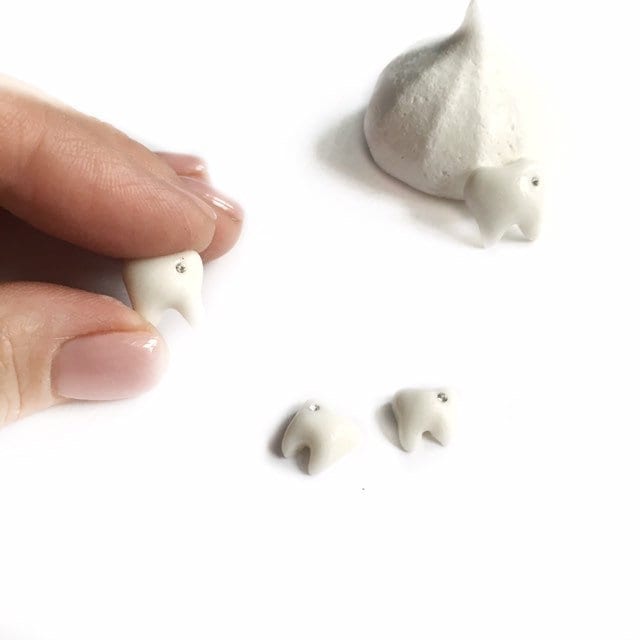 Porzellan Tooth Stift Mit Einem Hellen Swarovski-Kristall, Geschenk Für Zahnarzt Porzellan Tooth Stift Mit Einem Hellen Swarovski-Kristall, Geschenk Für Zahnarzt von MazidalykaiCERAMIC