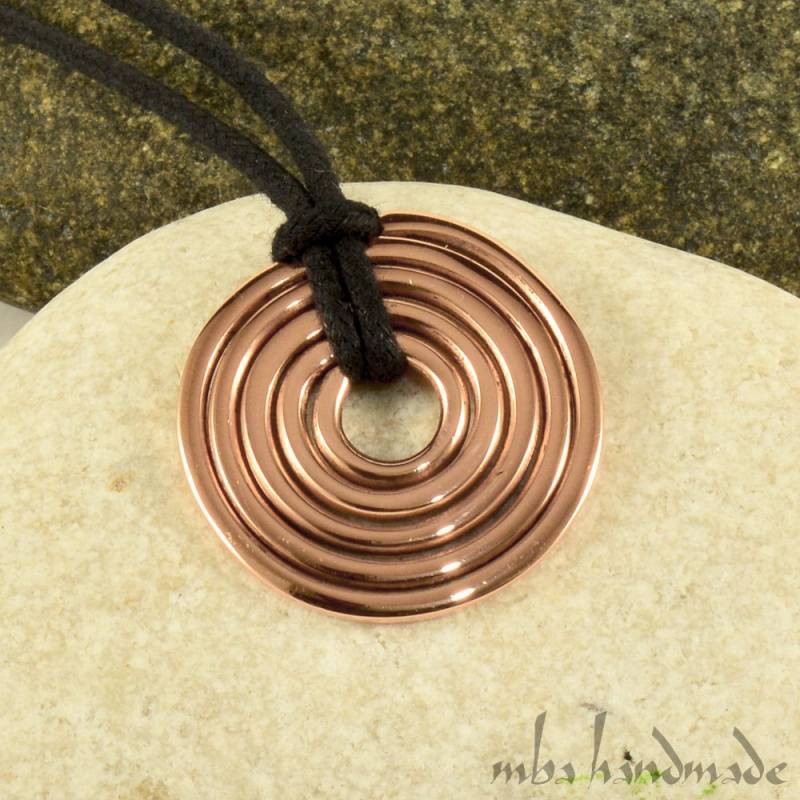 Handgefertigter Spiral Anhänger Aus Kupfer - Unisex Schmuck Handgefertigter Spiral Anhänger Aus Kupfer - Unisex Schmuck von MbaHandmade