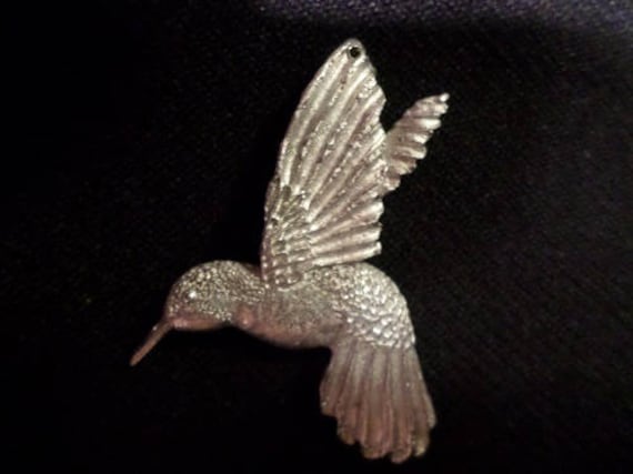 Annas Kolibri, Anhänger Neues Design von McCloud9Jewelry