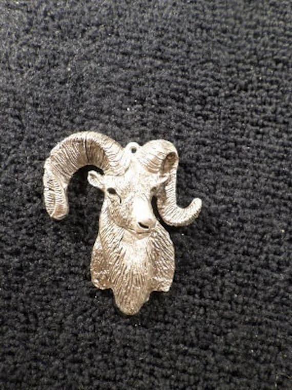 Bighorn Schaf-Anhänger von McCloud9Jewelry