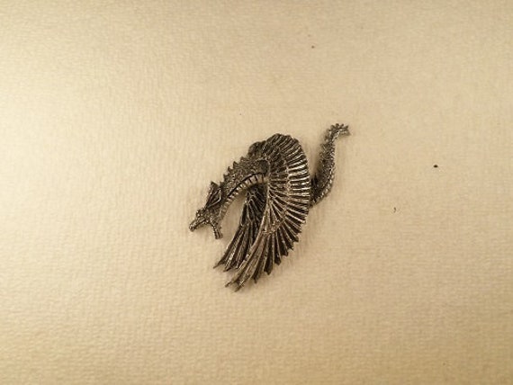 Fliegender Drache Anhänger von McCloud9Jewelry