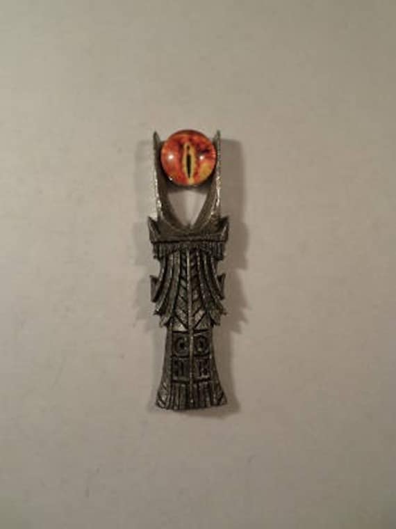 Neu. Auge Saurons Anhänger von McCloud9Jewelry