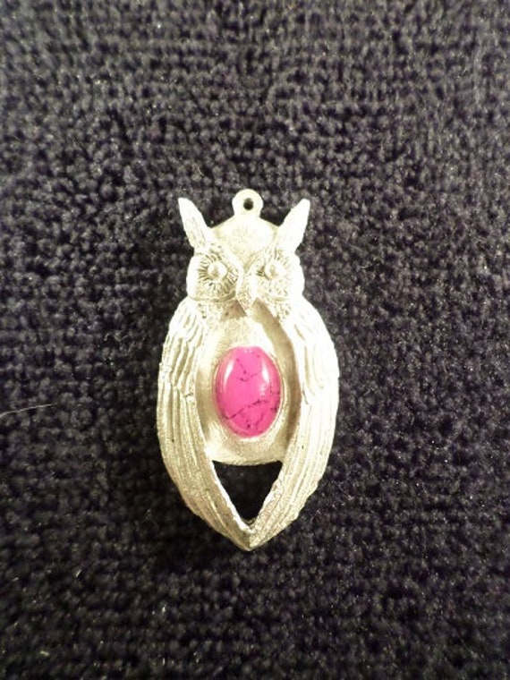 Neue .. Glas Gegossene Eulen Anhänger von McCloud9Jewelry