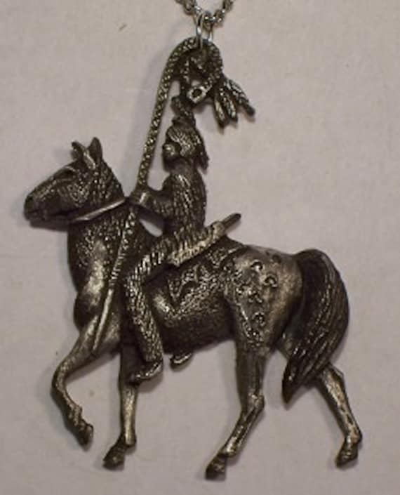 Neues Design..die Große ..cheyenne Kriegerin von McCloud9Jewelry