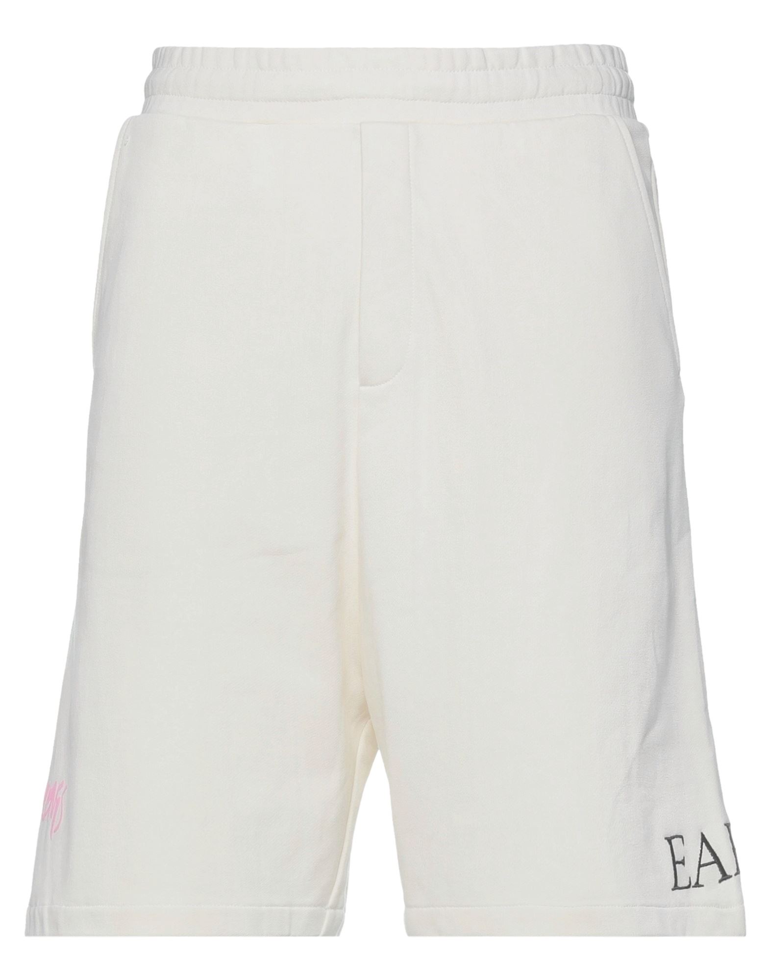 McQ Alexander McQueen Shorts & Bermudashorts Herren Weiß von McQ Alexander McQueen