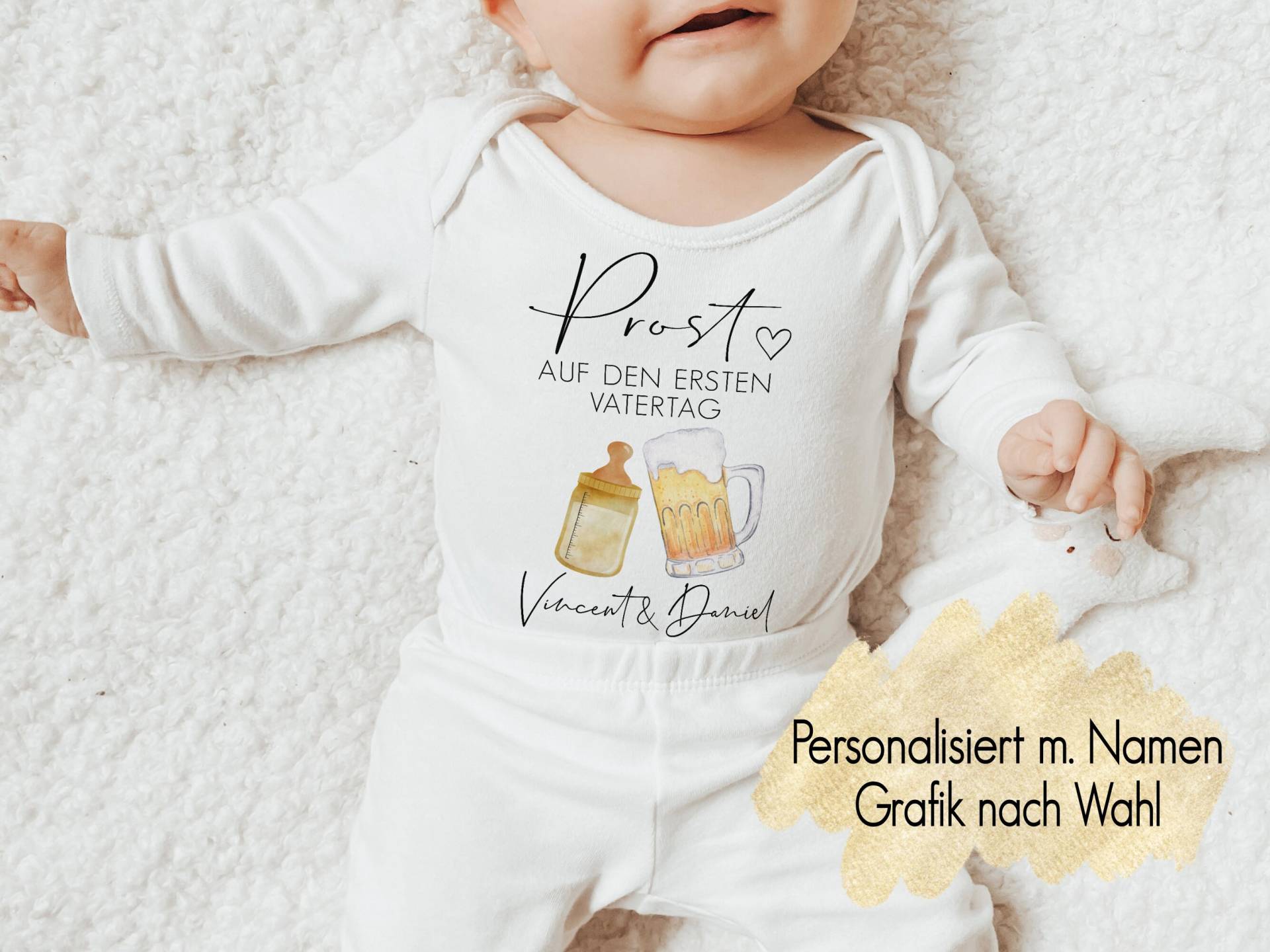 Vatertagsgeschenk Babybody Baby Body T-Shirt Bügelbild Erster Zweiter Vatertag Geschenk | Prost Papa Vater Sohn Tochter Outfit Bier Milch Vatertagsgeschenk Babybody Baby Body T-Shirt Bügelbild Erster Zweiter Vatertag Geschenk | Prost Papa Vater Sohn Tochter Outfit Bier Milch von MeDaPi