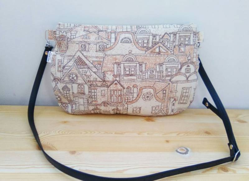 Bolso De Tela, Bolso Estampado, Bolso Marron, Bolso Cruzado, Bolso Cuero, Tela Estampada, Bolso Juvenil, Bolso Lona, Bolso Verano von MeSaleBordado