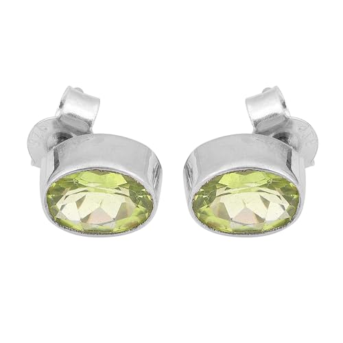 Peridot Stud Earring, Minimalist 925 Sterling Silver Earring, Handmade Boho Gemstone Earring von Meadows