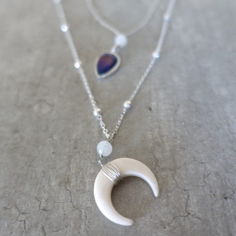 Mehrreihige Halskette Mit Einem Mond, Mondsteinen Und Farbwechselstein - Me & My Mood Schmuck Mehrreihige Halskette Mit Einem Mond, Mondsteinen Und Farbwechselstein - Me & My Mood Schmuck von MeandmymoodBoutique