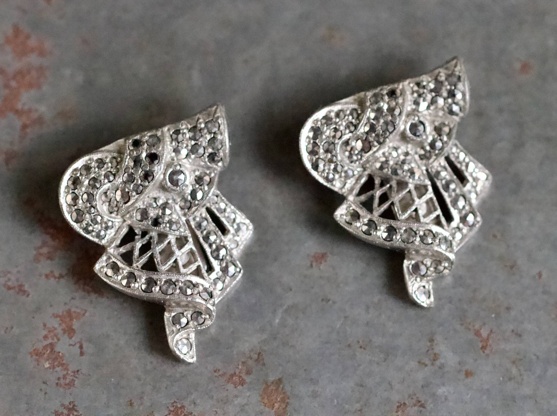 Art Deco Schuhclips - 1930Er Jahre Markasitsteine Auf Silberfarbenem Metall Vintage Cocktail Schmuck von Meanglean