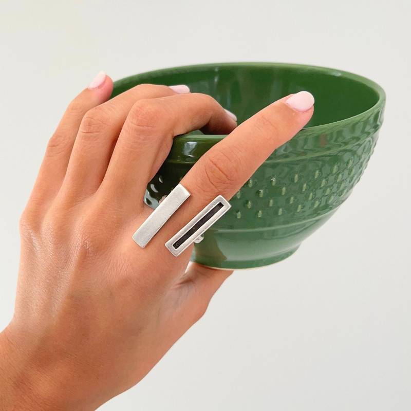 Double Bar Ring, Asymmetric Open Long Parallel Silver Two Bar Ring, Antique Handmade Gift For Her von MedcezirBohoJewelry