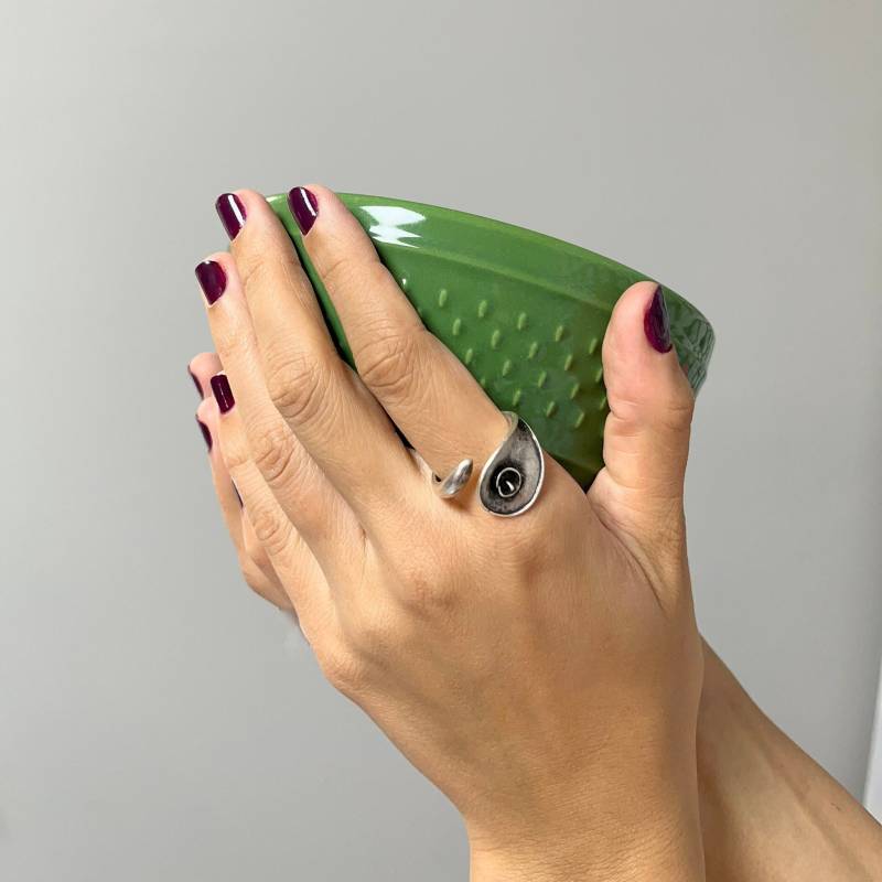 Silver Minimalist Ring, Nice Simple Wrapped Dainty Chunky Antique Plated Adjustable, Gift Idea For Woman, 1 Pcs von MedcezirBohoJewelry