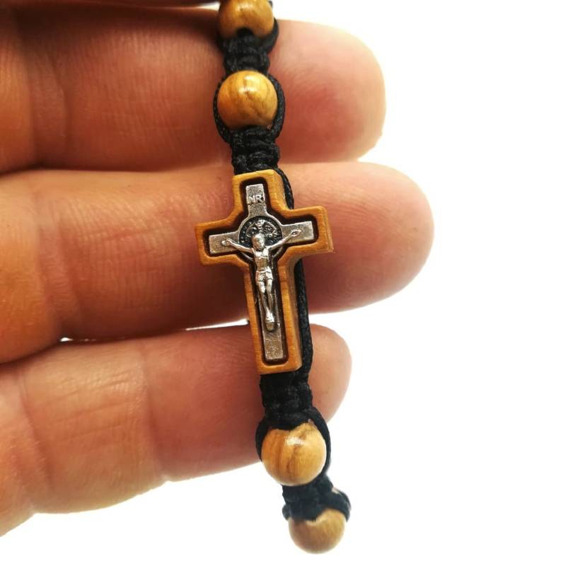Kreuz Armband Aus Olivenholz, Holzperlen Rosenkranz Armband, Jesus Verstellbares Kordelarmband, Kreuzarmband, Seitlich Charm von MedjugorjeStoneGifts