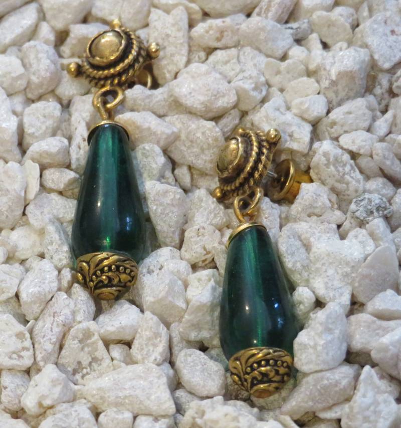 Ohrringe-Smaragd Grün Lampwork Ohrringe-Smaragd Grün Lampwork von MednisEnterprises