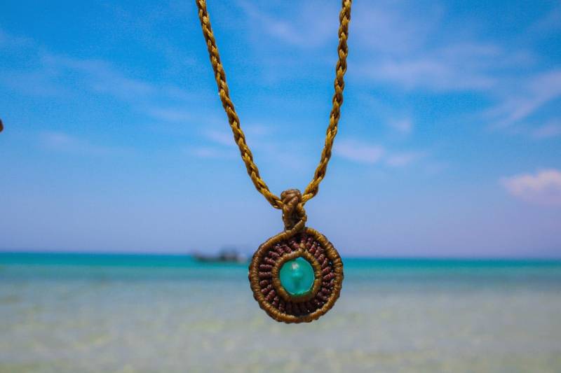 Makramee Mandala Anhänger/Sommer Strand Rund Edelstein Halskette Kleine Minimal Perlen Makrame Schmuck Mit Stein Geschenk Makramee Mandala Anhänger/Sommer Strand Rund Edelstein Halskette Kleine Minimal Perlen Makrame Schmuck Mit Stein Geschenk von MedusaJewelz