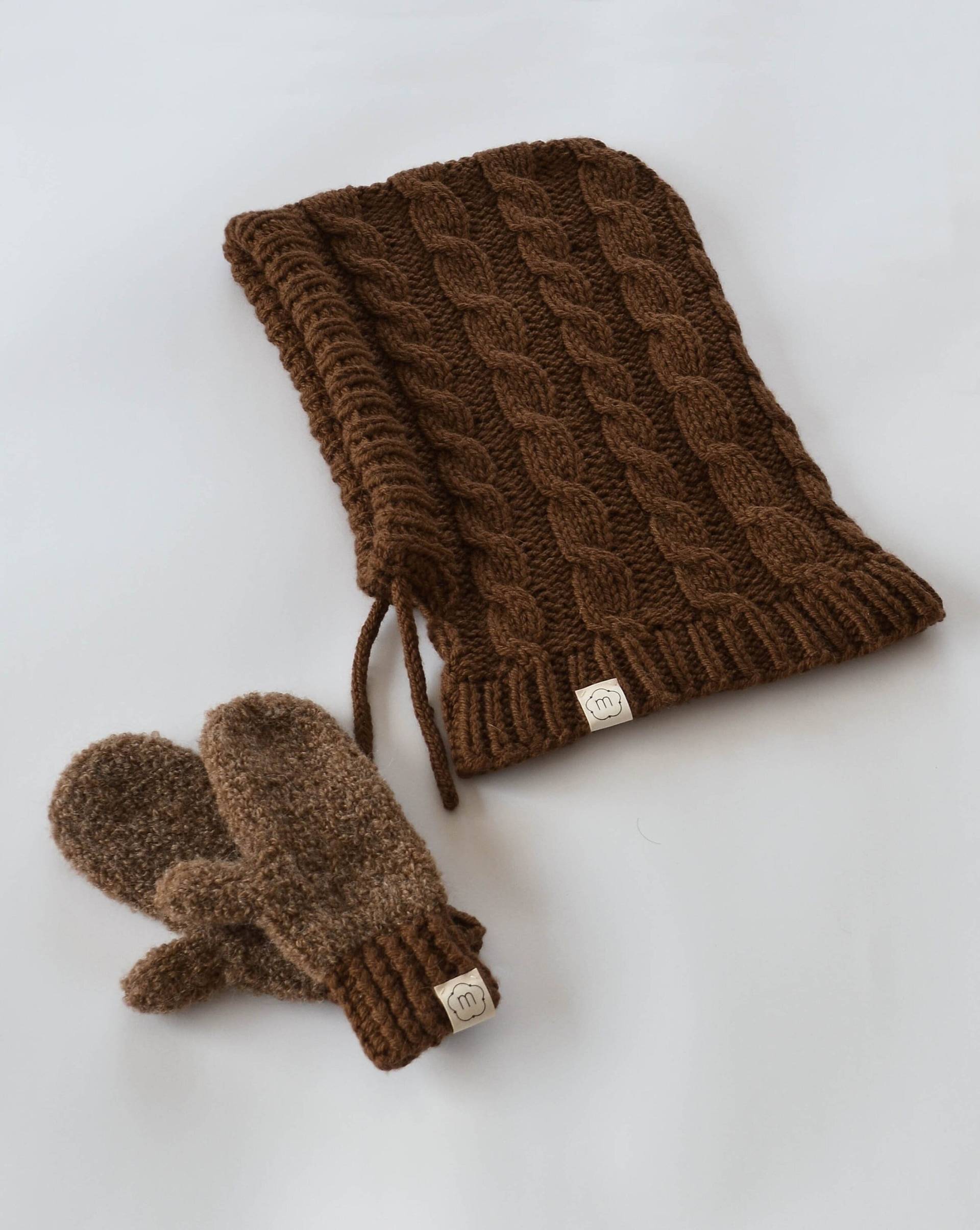 Handgefertigte Grobstrick Balaclava Haube Für Frauen Männer, Alpaka Wolle Helm, Übergroße Pull Over Kapuzen-Schal Snood, Unisex Winter Kleidung von Medvilniukas