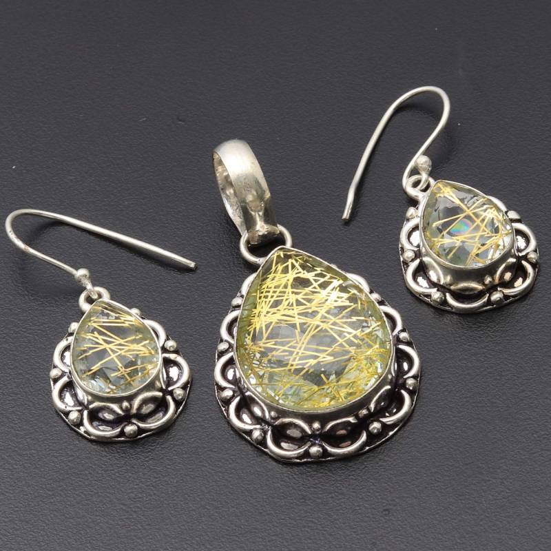 Goldener Rutilquarz Edelstein Handgemachte Sterling Silber Überzogene Anhänger Ohrringe Set Versilbertms569 von MeeshacreationsIN