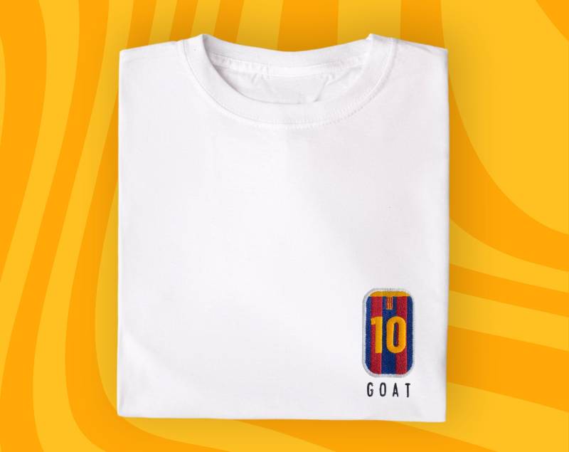 Unikat Lionel Messi Tshirt - Goat 10 Barcelona Besticktes Bio-Baumwoll Iconic Numbers Fußballliebhaber Trikot Unisex von Meftoon
