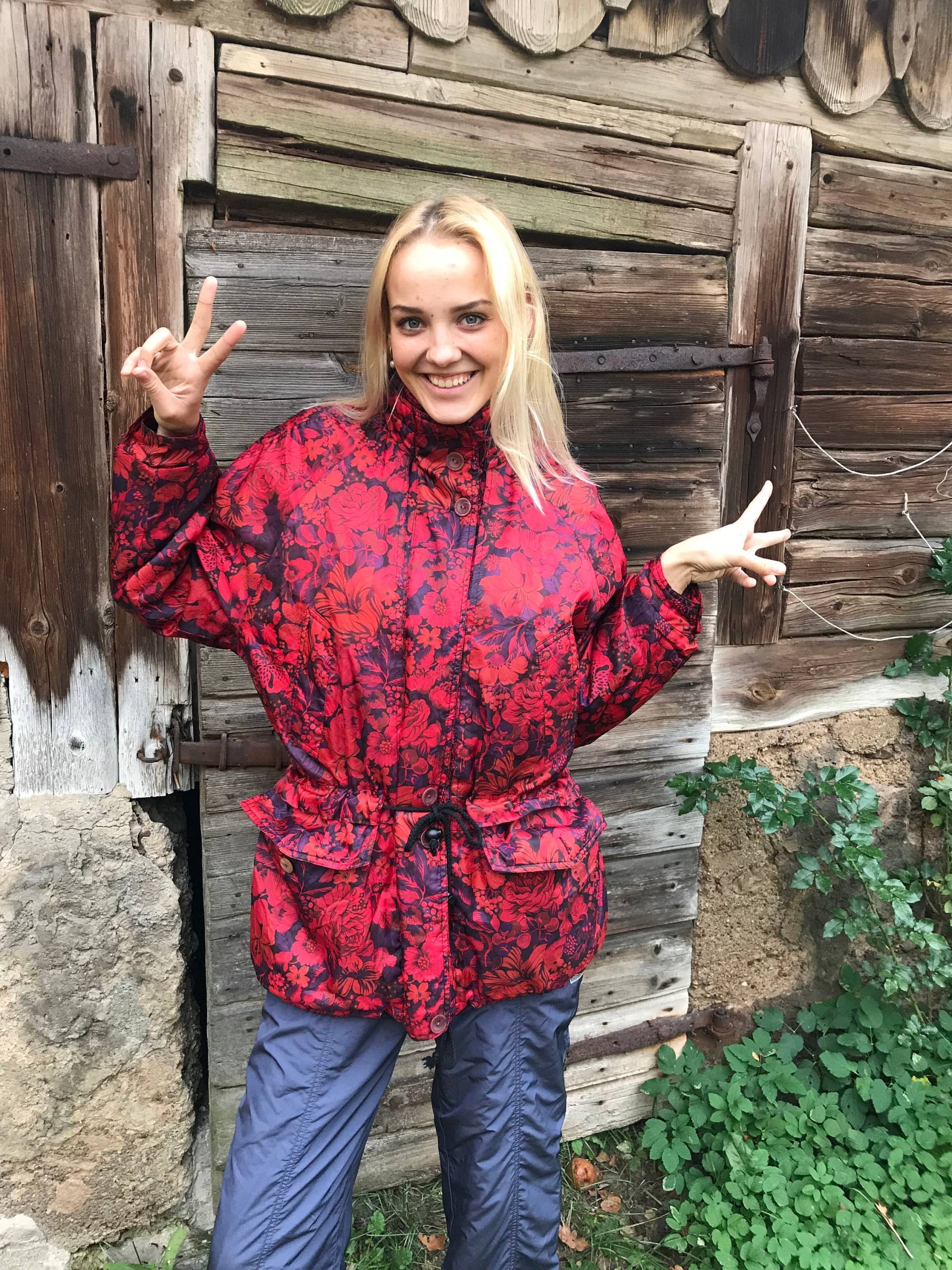 80Er Jahre 90Er Ski Anzug Jacke Rot Hipster Winterjacke Abstrakten Print Parka Bunte Schulter Pads Ski Snowboard Größe Medium von MegaaShop