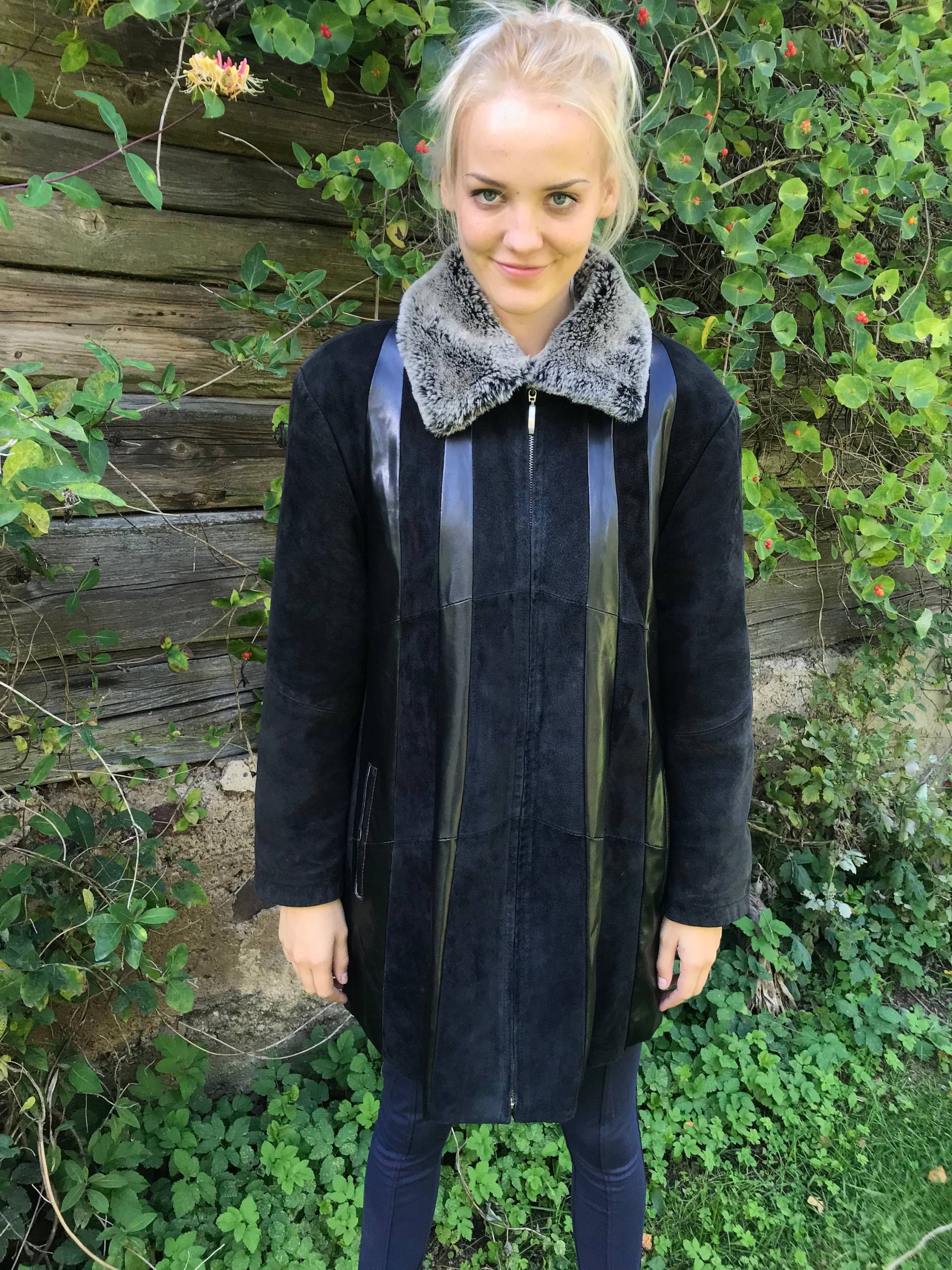 Vintage Frauen Leder Parka Mantel Aus Schwarzem Veloursleder Abgeschnitten Webpelz Trim Extra Große Größe Winter Hipster Wildlederjacke von MegaaShop