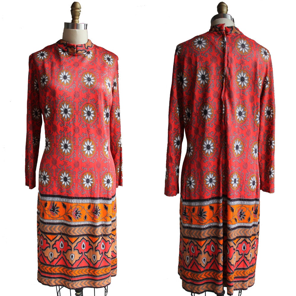 60Er Jahre Floral Vintage Polyester Stricken Kleid/Rot Orange Taupe Größe Große Mandarine Kragen Lange Ärmel Voller Länge von MeganLeoneVintage