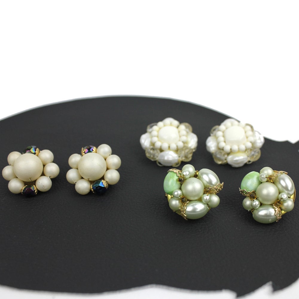 Drei Paar Vintage Ohrclips 50Er Jahre Ohrring Set von MeganLeoneVintage