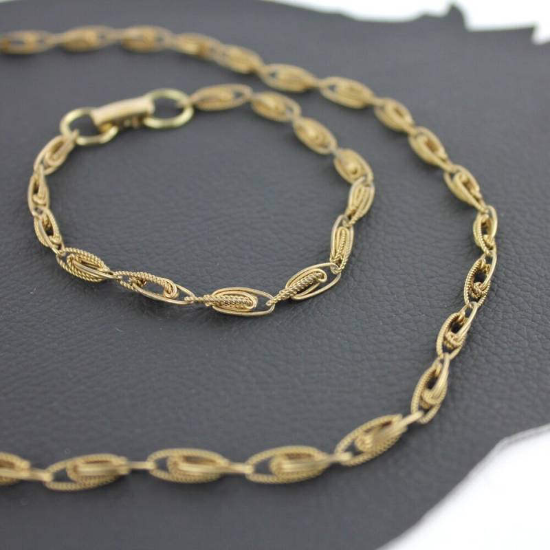 Gold Paperclip Stil Kette Halskette Und Armband Set von MeganLeoneVintage