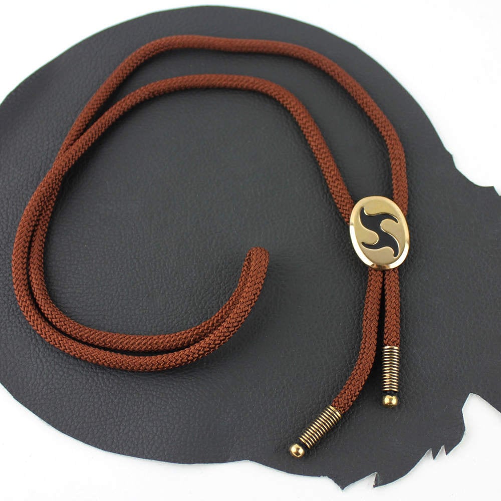 Jahrgang Hickok Bolotie Mit Braunen Nylonschnur Und Messing Farbigen von MeganLeoneVintage