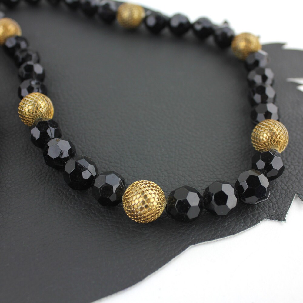 Jahrgang Jet Black & Gold Netz Perlenkette von MeganLeoneVintage